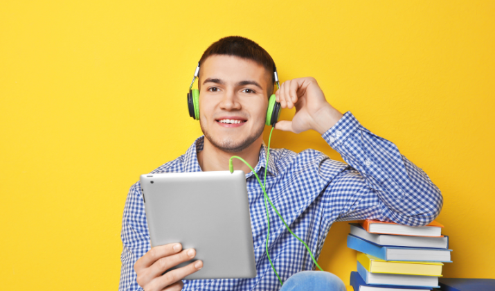 20 Best Free Audio Book Apps Without Subscription 2025