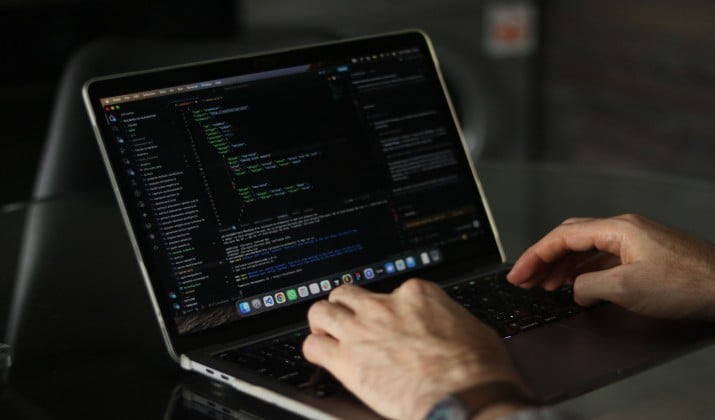 Tampermonkey vs Violentmonkey: Which Script Manager is Better?